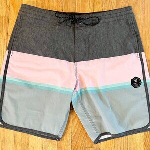Vissla Men's The Point Board Shorts Size 36